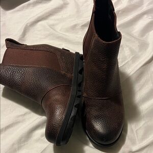 Women’s Brown Leather Boots